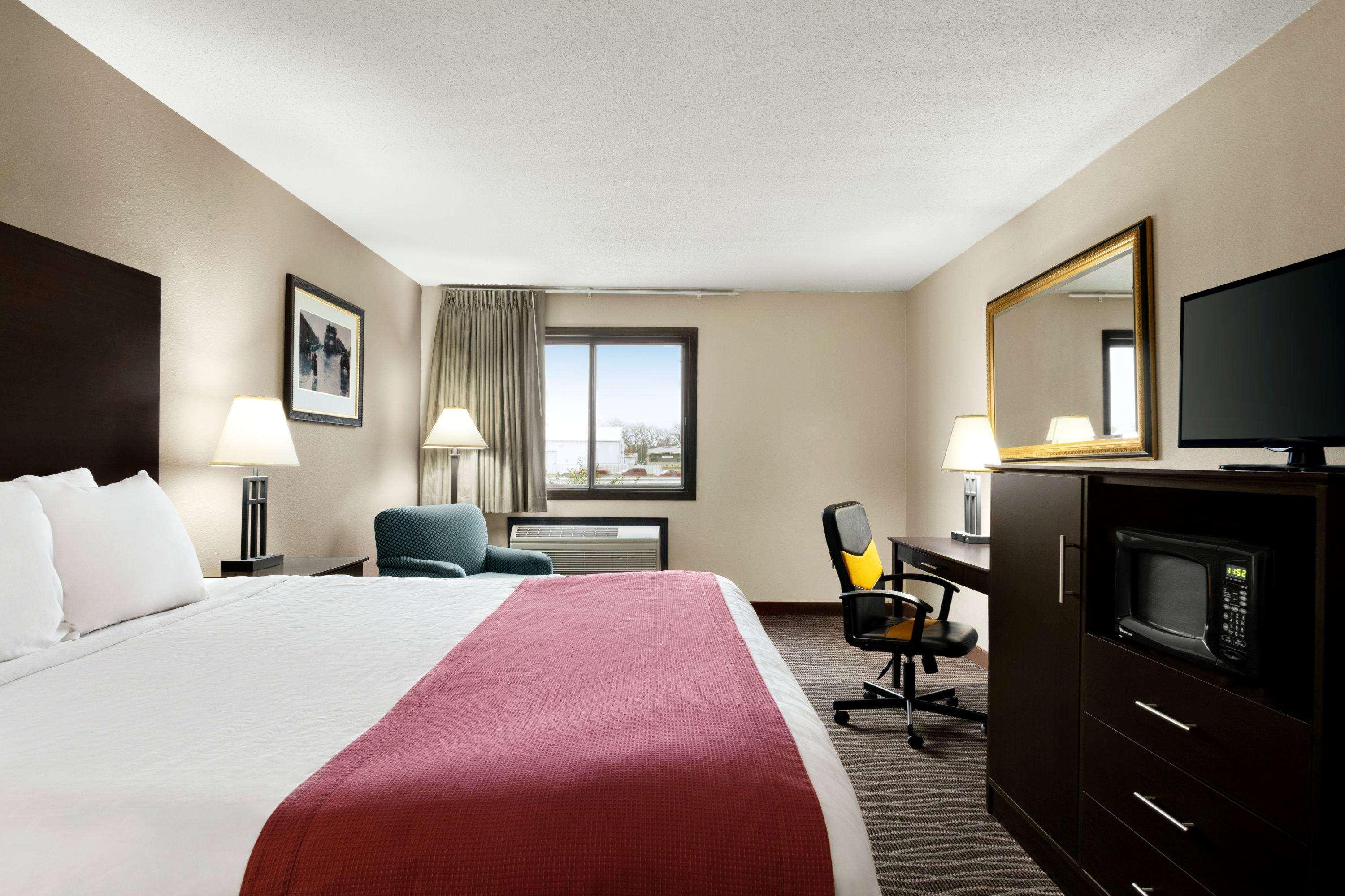 Baymont By Wyndham Sioux Falls North,I-29,Russell St, Airport Εξωτερικό φωτογραφία